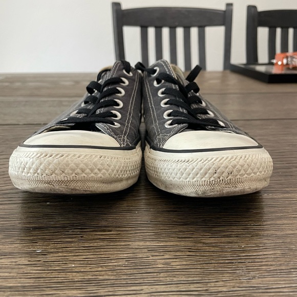 Converse Low Tops - Picture 6 of 7